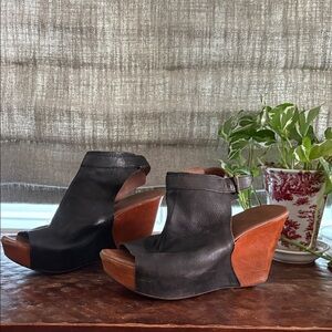 Boho Comfy and cool - Kork-Ease sling back platform clog!